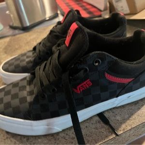 Men’s Vans Size 8 like new!
